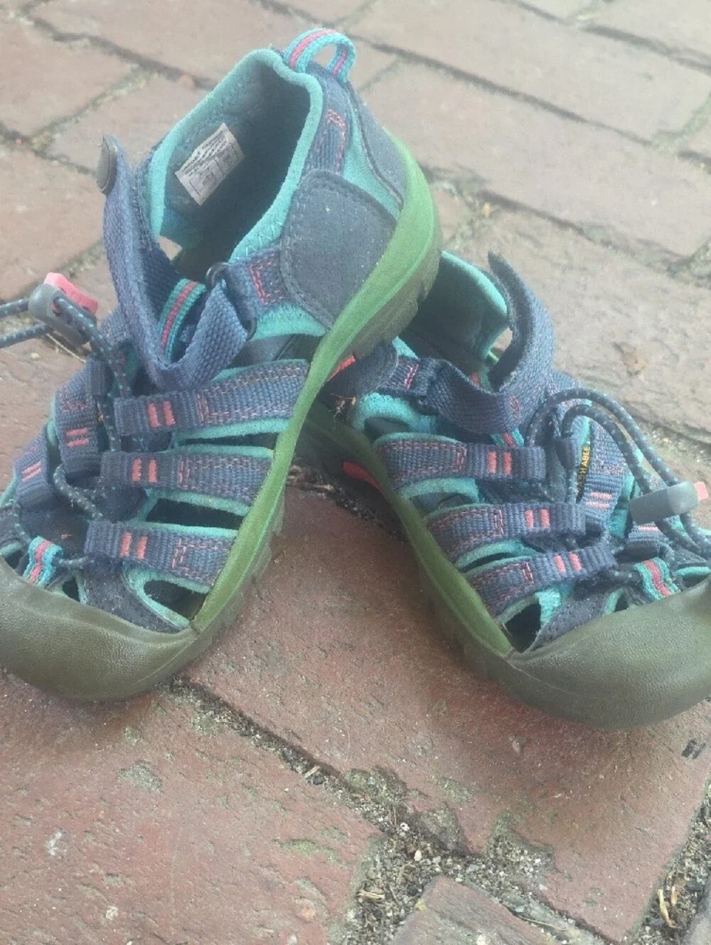 Kids Keen Newport H2O Closed-Toe Sport Sandals - Lightly used - Size 12
